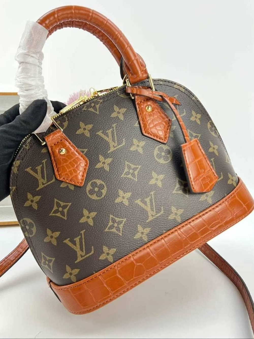Louis Vuitton Monogram Alma BB Satchel in Brown/Caramel - Picture 5 of 9